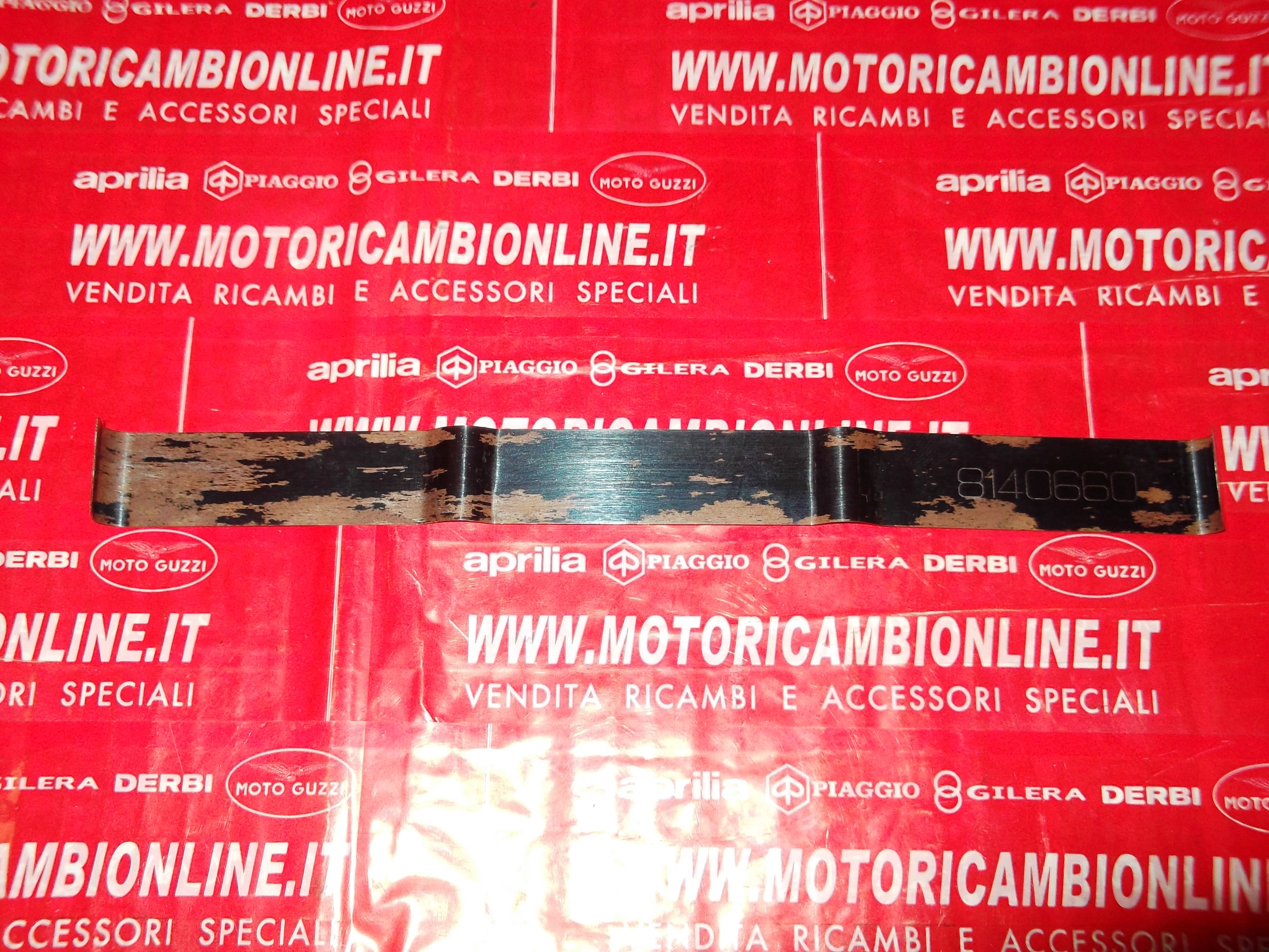 FASCIA MONTAGGIO PISTONE 200cc  CODICE AP8140660