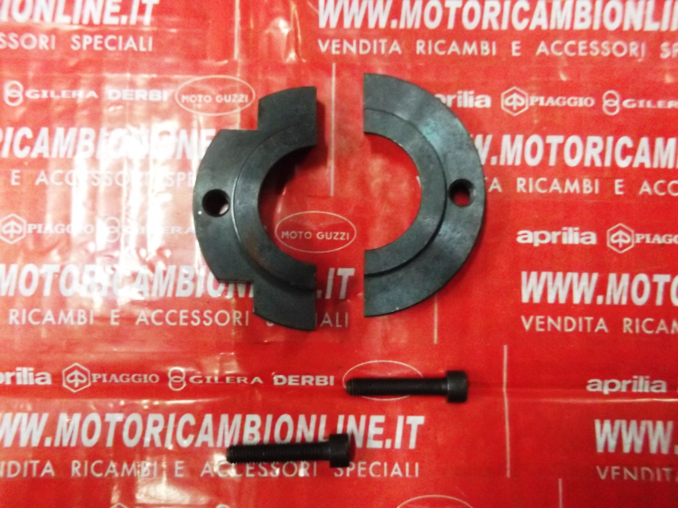 ATTREZZO ESTRATTORE CUSCINETTI APRILIA  CODICE AP8140484