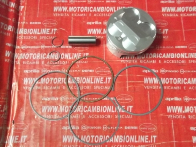 Pistone Completo Di Segmenti Aprilia MXV 450 codice 896568