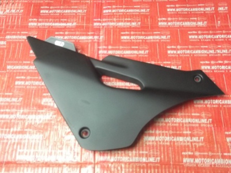 Copertura Sinistra Nera Per Gilera Zulu Codice 8142565079